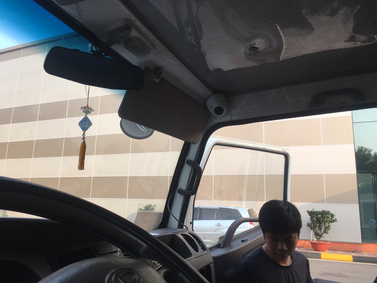 lap-camera-quan-ly-xe-khach-truc-tuyen